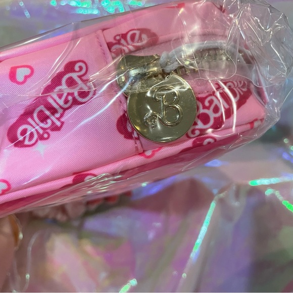 Stoney Clover Lane SCL Barbie Land Clear Front Small Pouch Embossing Sold Out - Picture 3 of 6